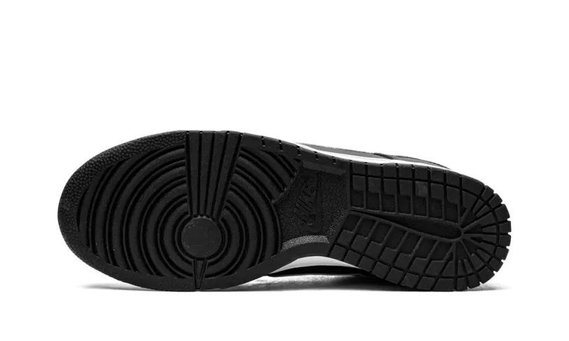 Nike Dunk Dunk Low Retro 'Black Panda'