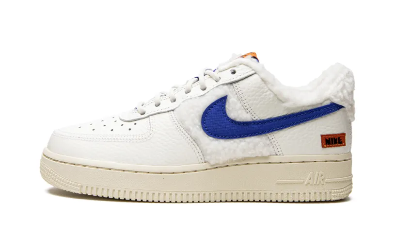 Nike Lifestyle AIR FORCE 1 LO '07 MNS WMNS 'Sherpa Fleece'