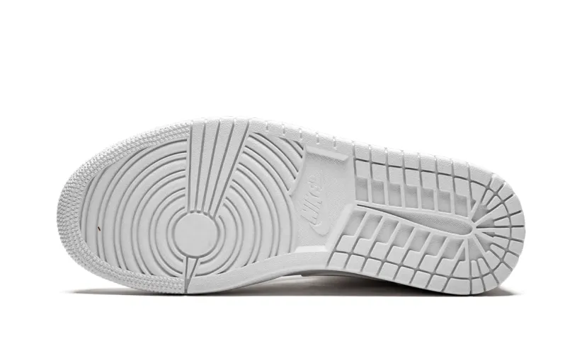 Air Jordan 1 Air Jordan 1 Mid 'Triple White' 