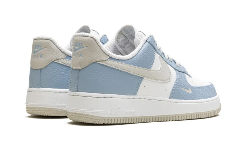 Nike Lifestyle Air Force '07 WMNS 'Baby Blue' 