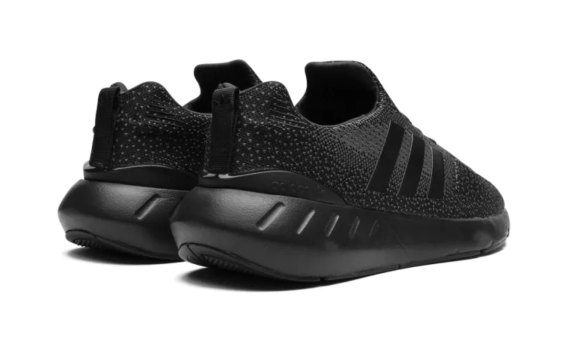 More Adidas Shoes Swift Run 22 'Blackout' 