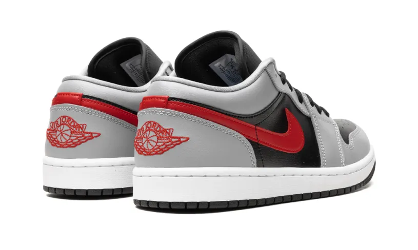 Air Jordan 1 AIR JORDAN 1 WMNS 'Cement Fire Red'