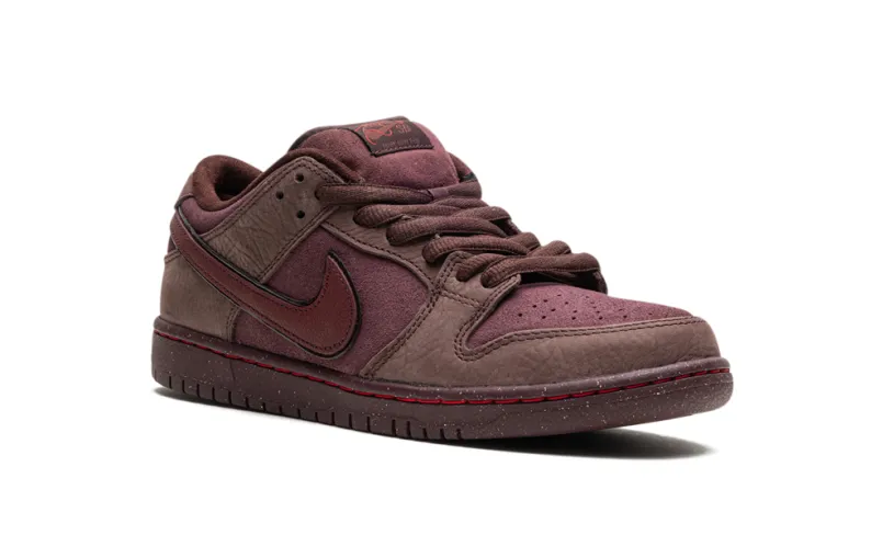Nike SB SB Dunk Low 'City of Love'