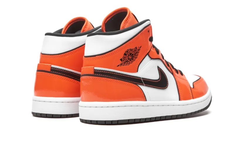 Air Jordan 1 Air Jordan 1 Mid SE 'Turf Orange' 