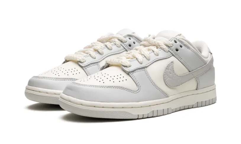 Nike Dunk DUNK LOW WMNS 'Needlework' 
