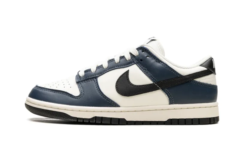Nike Dunk Dunk Low WMNS 'Midnight Navy'