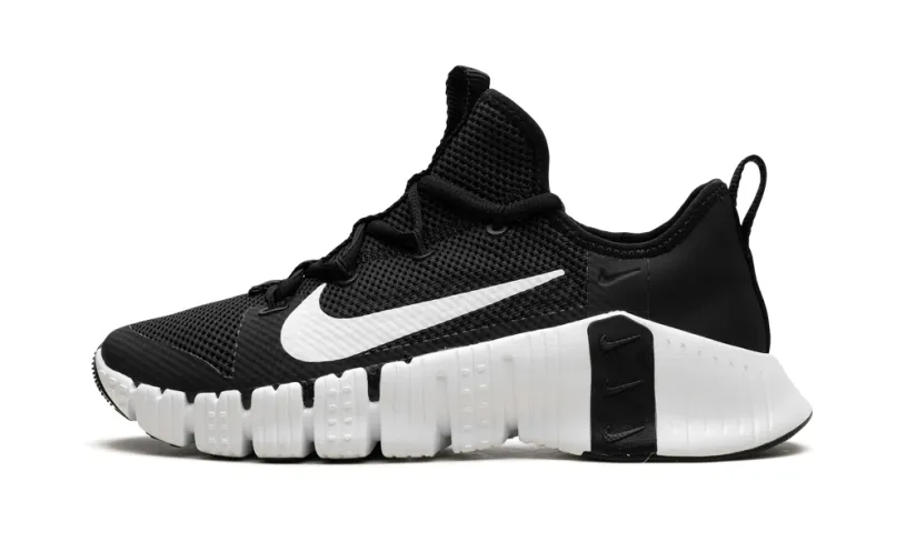 Nike Lifestyle FREE METCON 3 WMNS 'Black   White' 