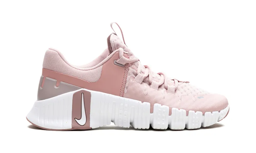 Nike Lifestyle WMNS Nike Free Metcon 5 'Pink Oxford' 
