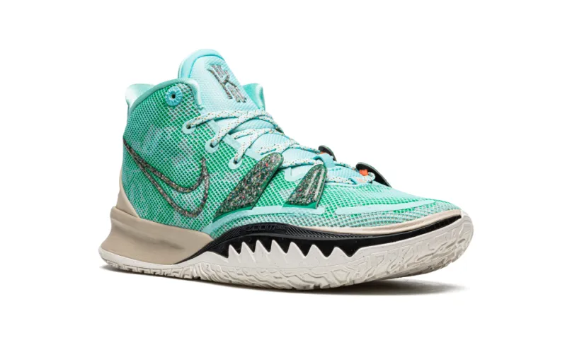 Nike Basketball Kyrie 7 'Copa' 