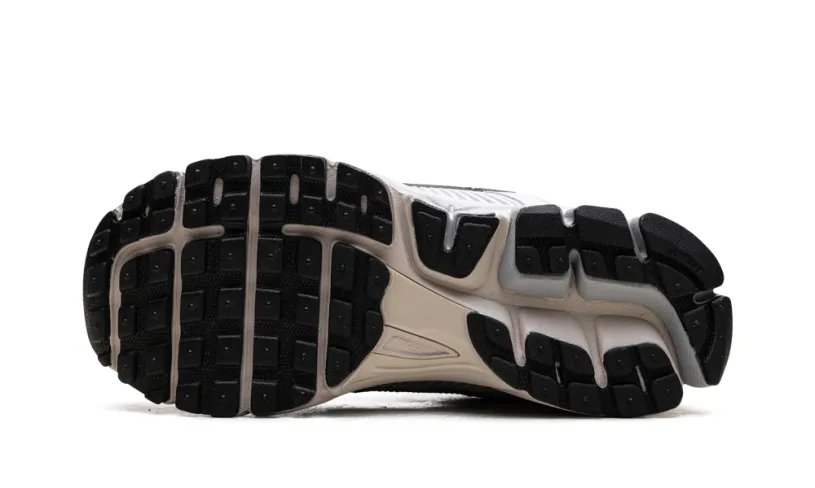 Nike Lifestyle Zoom Vomero 5 WMNS 'Pure Platinum' 