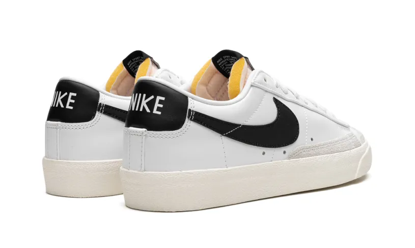 Nike Basketball BLAZER LO WMNS 