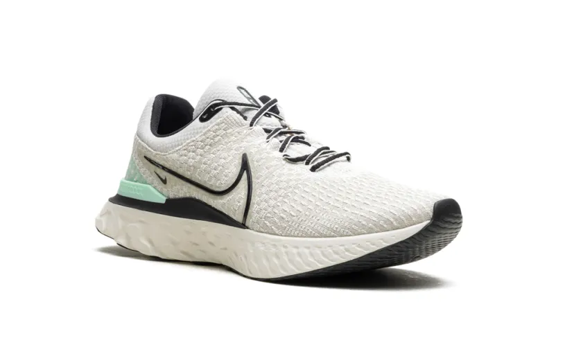 Nike Lifestyle React Infinity Run Flyknit 3 'Phantom Black Mint' 
