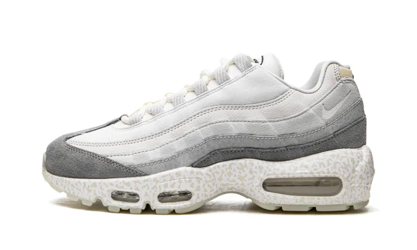 Nike Air Max Air Max 95 QS 'Light Bone-Glow in the Dark'