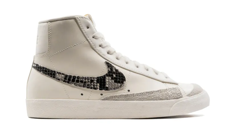 Nike Lifestyle BLAZER MID '77 VNTG MNS WMNS 'Sail Snakeskin'