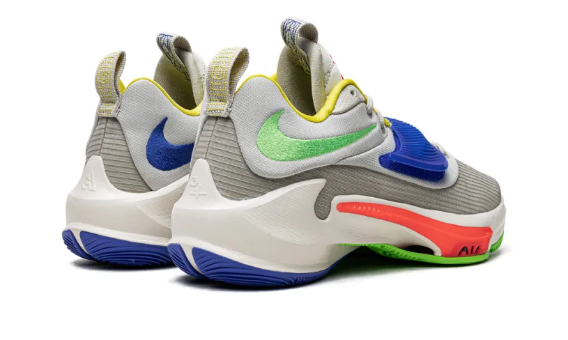 Nike Basketball Zoom Freak 3 'Primary Colors' 