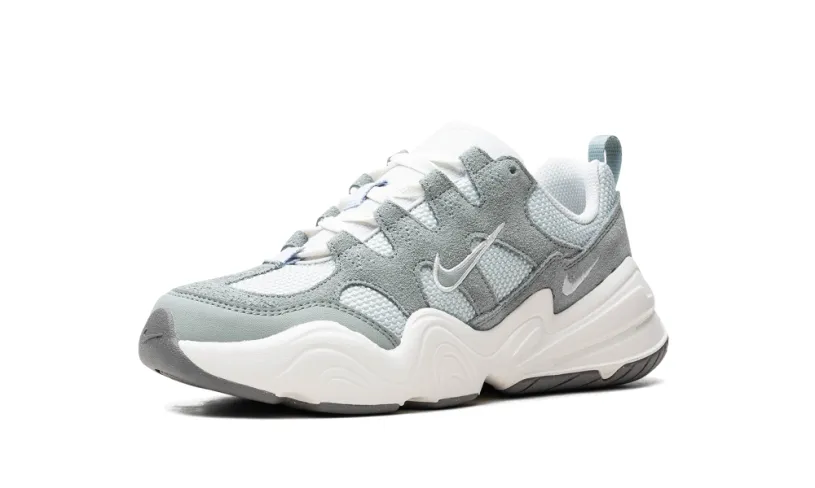 Nike Lifestyle Tech Hera WMNS 'Mica Green Grey' 