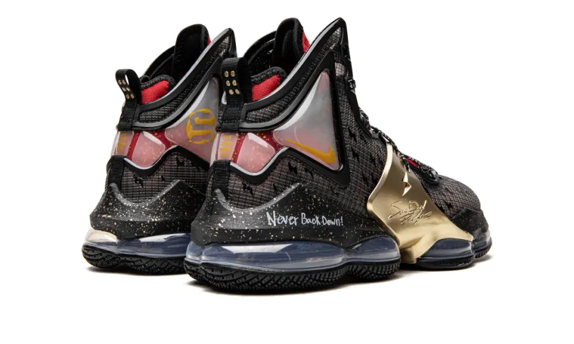 Nike Basketball Lebron 19 'Doernbecher 2022' 