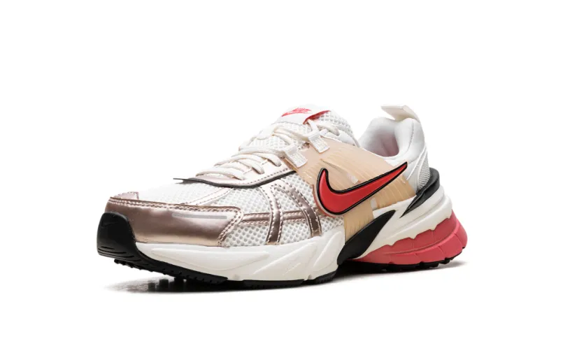 Nike Lifestyle V2K Run WMNS 'Pink' 