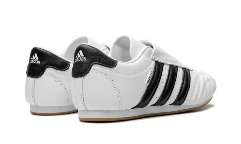 More Adidas Shoes Taekwondo WMNS 'Cloud White Core Black Gum' 