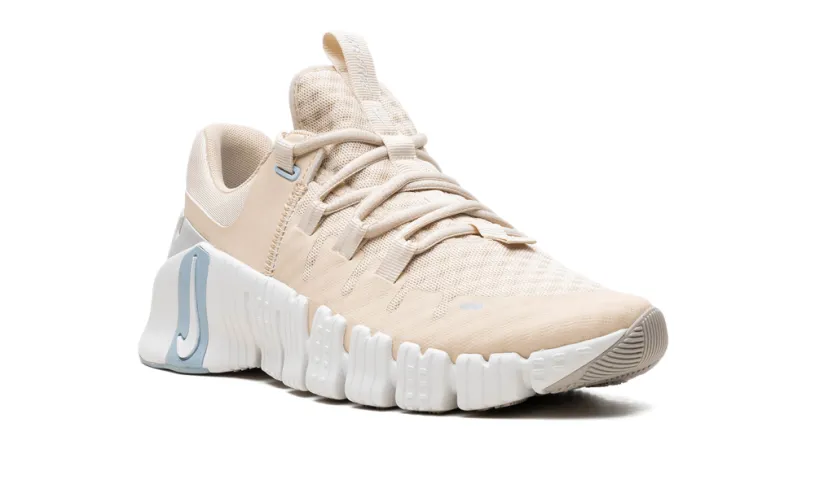 Nike Lifestyle FREE METCON 5 WMNS 'Sanddrift' 