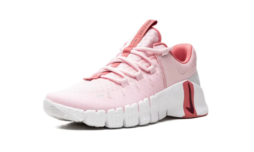 Nike Lifestyle Free Metcon 5 WMNS 'Pink Foam' 
