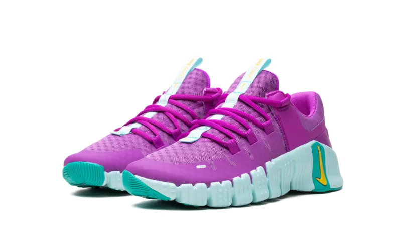 Nike Lifestyle Free Metcon 5 WMNS 'Hyper Violet'