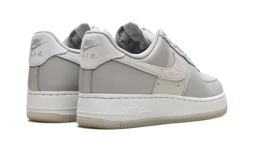 Nike Lifestyle Air Force 1 '07 'Light Bone' 