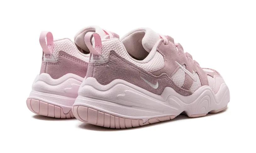Nike Lifestyle TECH HERA WMNS 'Pearl Pink' 