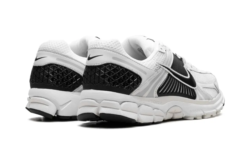 Nike Lifestyle Zoom Vomero 5 'White   Black' 