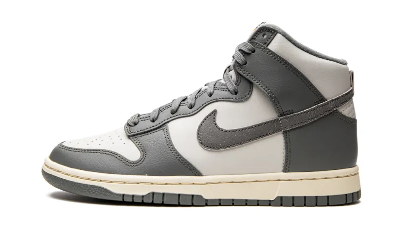 Nike Dunk Dunk High 'Light Bone   Tumbled Grey' 