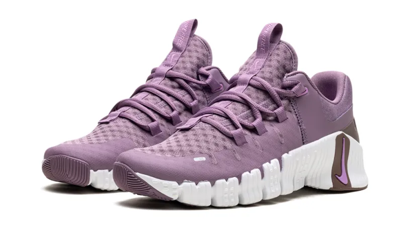 Nike Lifestyle Free Metcon 5 WMNS 'Violet Dust' 