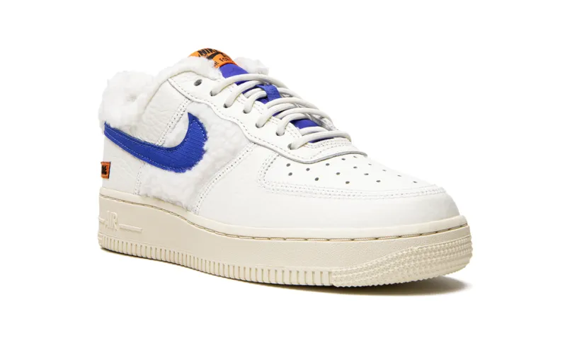 Nike Lifestyle AIR FORCE 1 LO '07 MNS WMNS 'Sherpa Fleece'