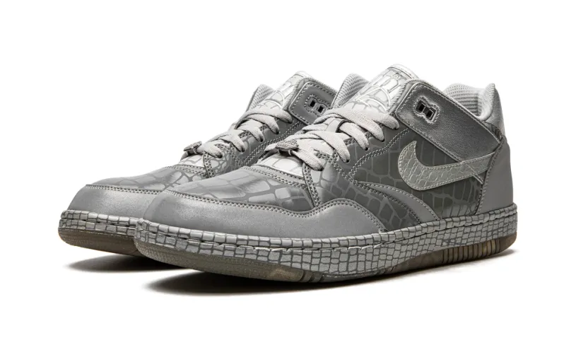 Nike Basketball Sky Force 88 Low LTR QS