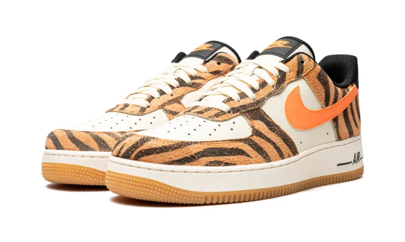 Nike Lifestyle Air Force 1 '07 PRM 'Daktari Stripes' 