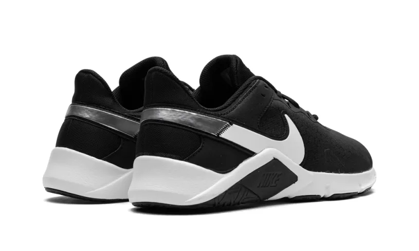 Nike Basketball Legend Essential 2