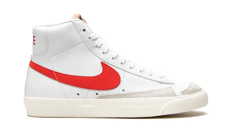 Nike Lifestyle BLAZER MID '77 VNTG WMNS 'Habanero Red' 