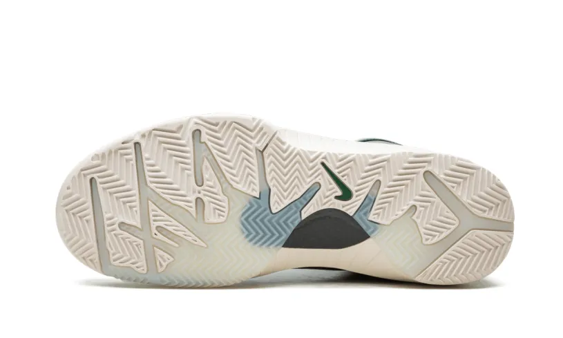 Nike Basketball Kobe 4 Protro UNDFTD 'Undefeated - Milwaukee Bucks'