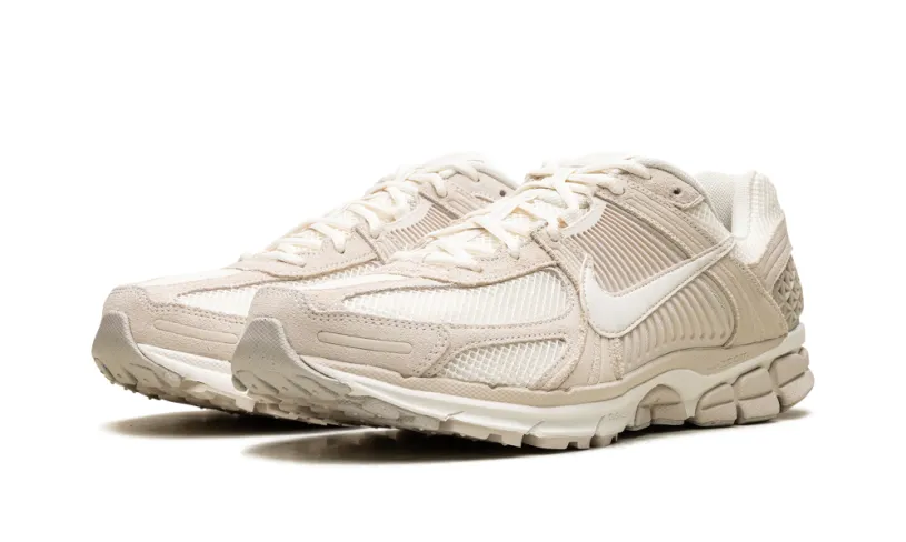 Nike Lifestyle Zoom Vomero 5 'Light Orewood Brown' 