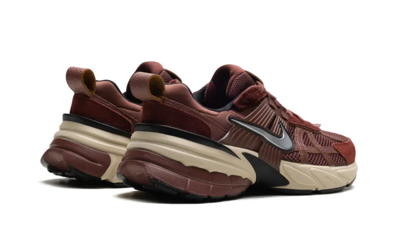 Nike Lifestyle V2K Run WMNS 'Red Sepia Dark Pony' 