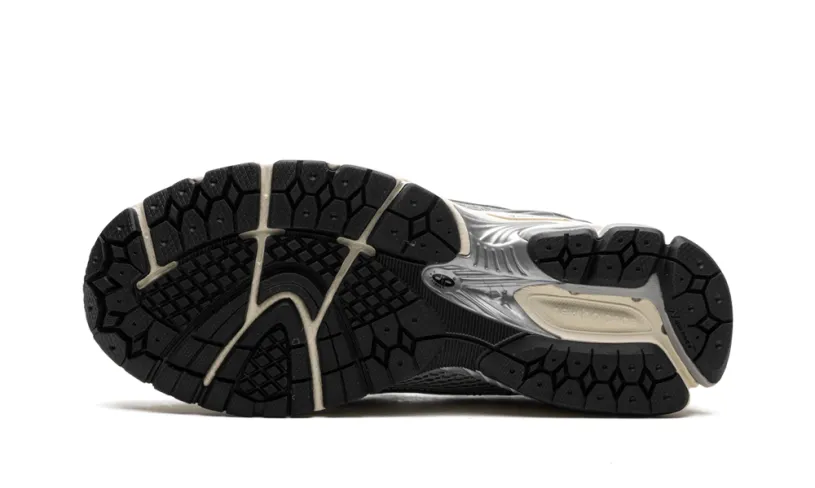 New Balance 1906R 1906L 'Silver'