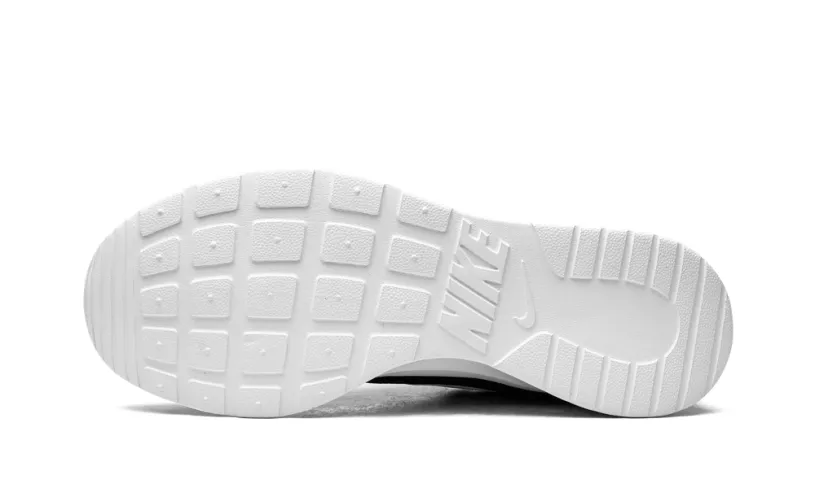 Nike Lifestyle TANJUN MNS WMNS 