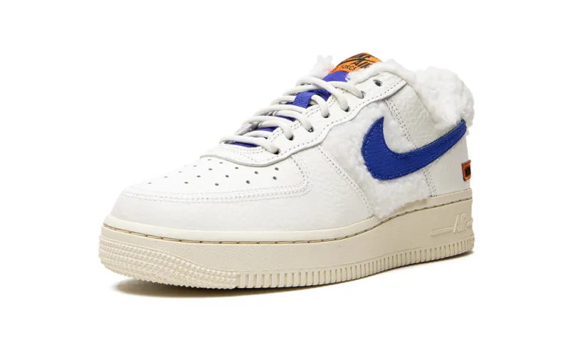 Nike Lifestyle AIR FORCE 1 LO '07 MNS WMNS 'Sherpa Fleece' 