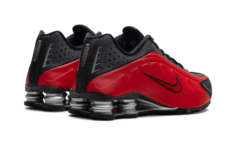 Nike Lifestyle Shox R4 'University Red Black' 