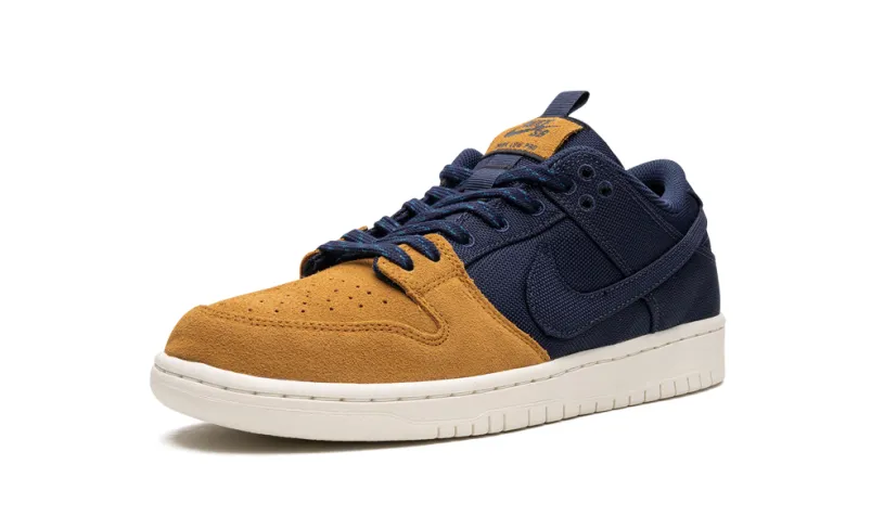 Nike SB SB Dunk Low 'Midnight Navy Desert Ochre'