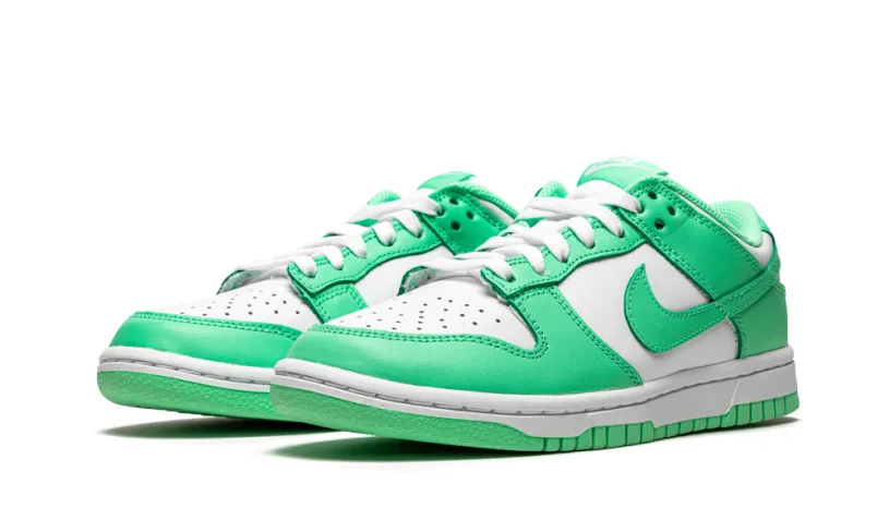 Nike Dunk DUNK LOW WMNS 'Green Glow'