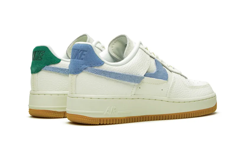 Nike Lifestyle AIR FORCE 1 '07 LXX MNS WMNS 