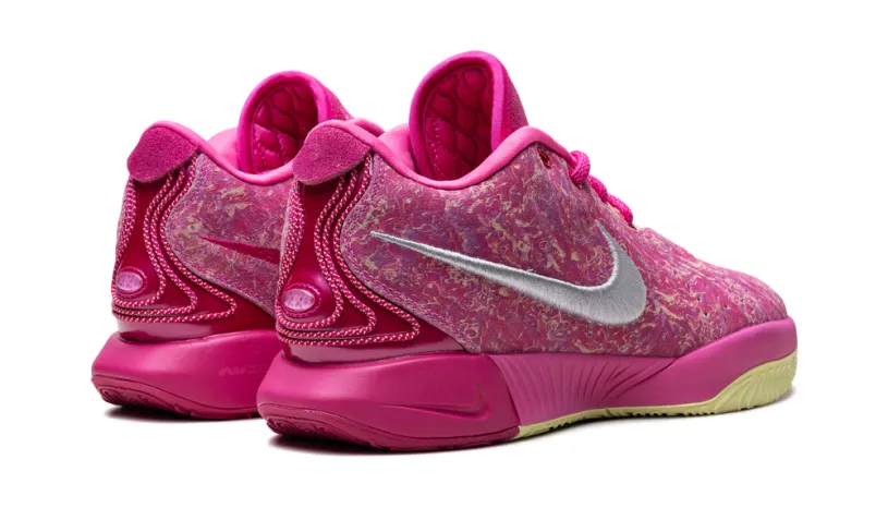 Nike Basketball LeBron 21 'The World Is Your Oyster' 