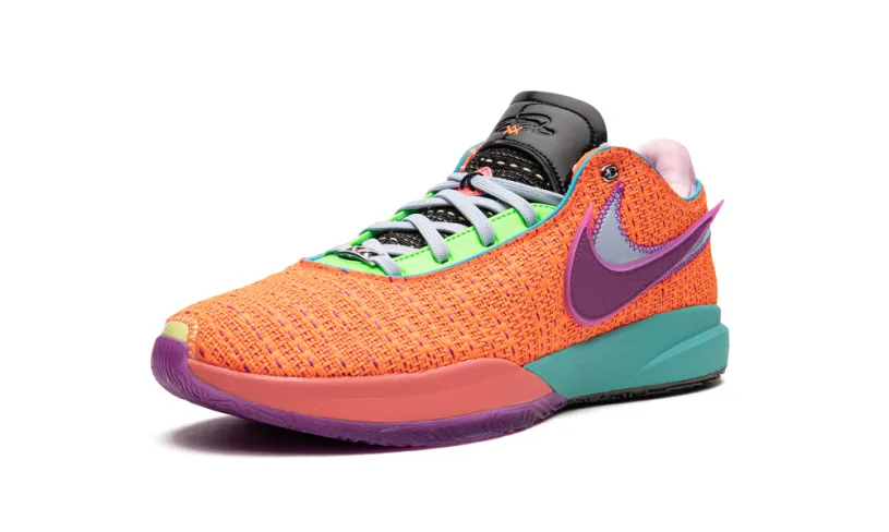 Nike Basketball LeBron 20 'Chosen 1' 