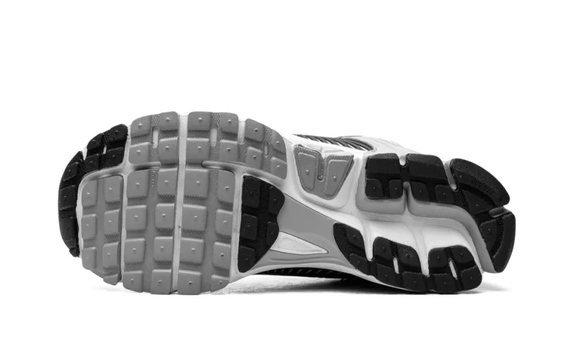 Nike Lifestyle Zoom Vomero 5 'Metallic Silver Black' 