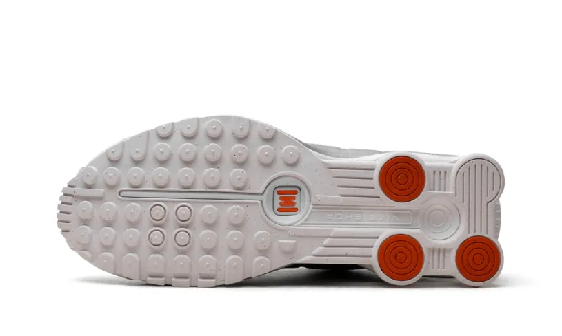 Nike Lifestyle SHOX R4 MNS WMNS 'Metallic silver' 